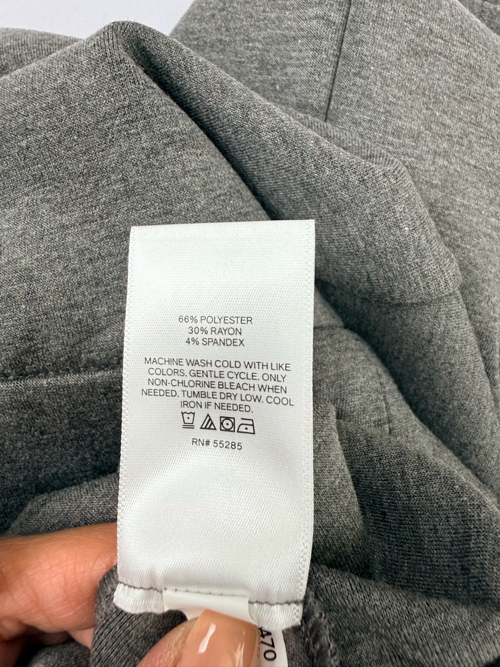 NWT Express Gray Knit Midi Pencil Skirt Size L Stretch Pull-On Minimalist - Picture 5 of 7